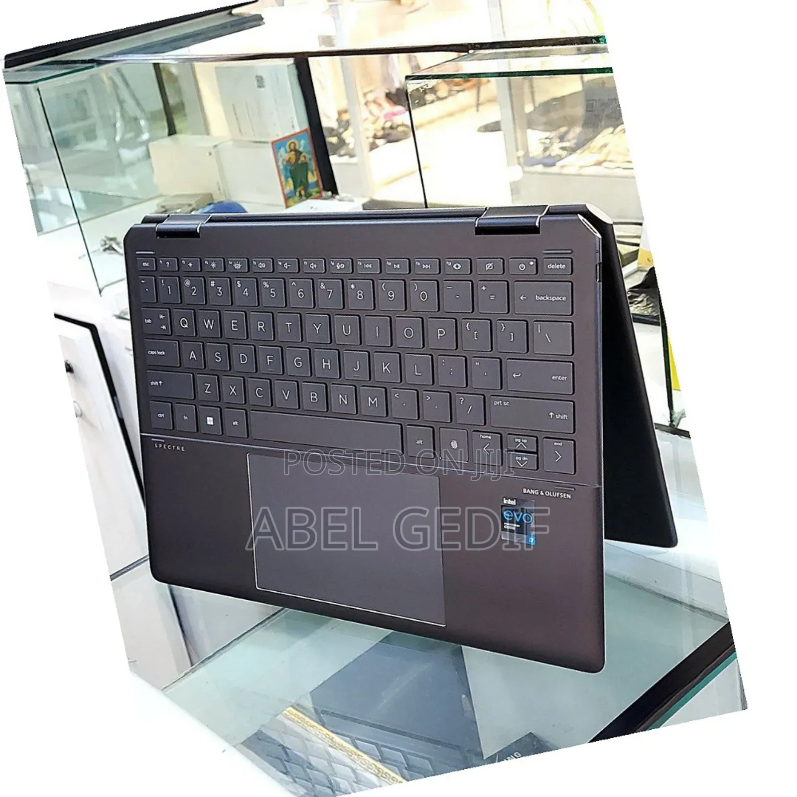 New Laptop HP Spectre X360 13 16GB Intel Core I7 SSD 1T