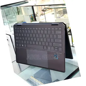 Photo - New Laptop HP Spectre X360 13 16GB Intel Core I7 SSD 1T