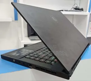 New Laptop MSI Pulse GL66 16GB Intel Core I7 SSD 1T