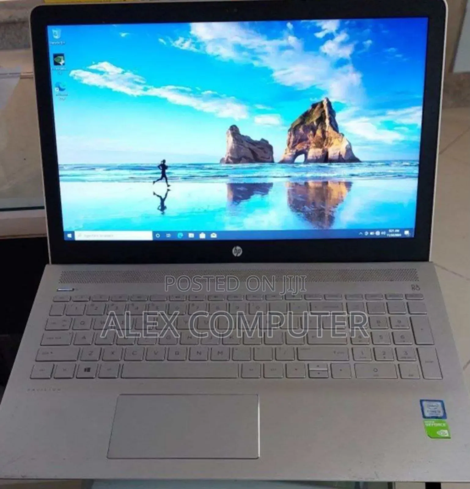 New Laptop HP Pavilion 15 8GB Intel Core I5 HDD 1T