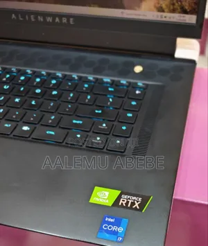 New Laptop Alienware M17x R2 16GB Intel Core I7 SSD 512GB