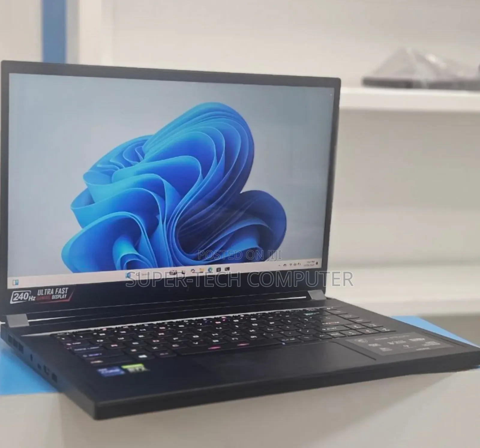 New Laptop MSI GS66 Stealth 10SGS 16GB Intel Core I7 SSD 1T