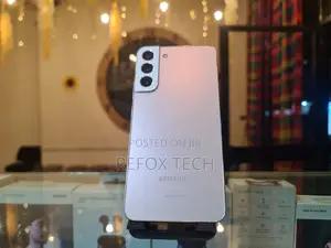 Photo - New Samsung Galaxy S22+ 5G 256 GB Gold