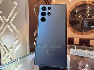 Photo - New Samsung Galaxy S22 Ultra 128 GB Black