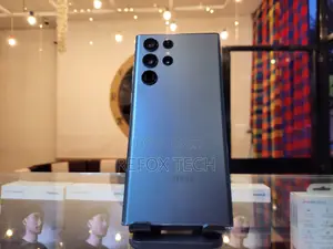 Photo - New Samsung Galaxy S22 Ultra 256 GB Black