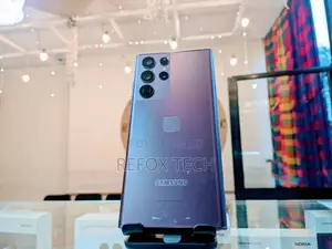 Photo - New Samsung Galaxy S22 Ultra 512 GB Black