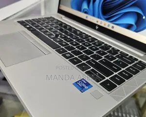 New Laptop HP EliteBook 840 G8 16GB Intel Core I7 SSD 512GB