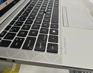 New Laptop HP EliteBook 840 G8 16GB Intel Core I7 SSD 512GB