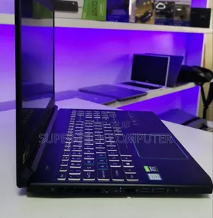 New Laptop Acer Predator Helios 300 16GB Intel Core I7 SSD 512GB