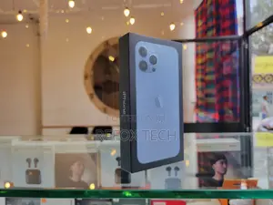 New Apple iPhone 13 Pro Max 256 GB Blue