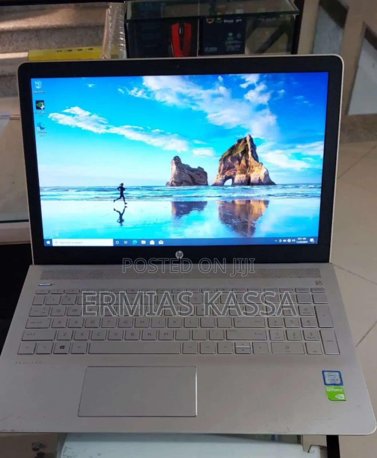 New Laptop HP Pavilion 15 8GB Intel Core I5 HDD 1T