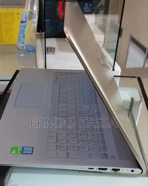 New Laptop HP Pavilion 15 8GB Intel Core I5 HDD 1T