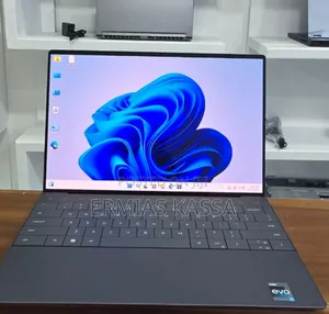 New Laptop Dell XPS 13 32GB Intel Core I7 SSD 1T