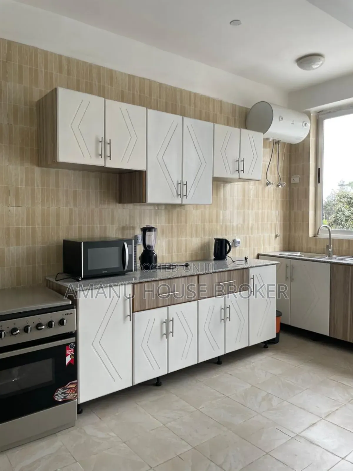 Furnished 5bdrm Apartment in Addis Abeba, Bole for rent