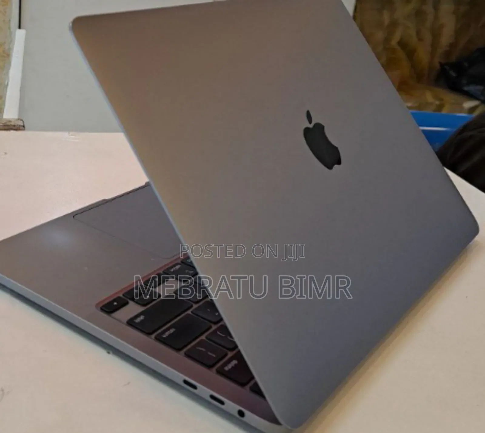 New Laptop Apple MacBook Pro 2020 16GB Intel Core I5 SSD 512GB