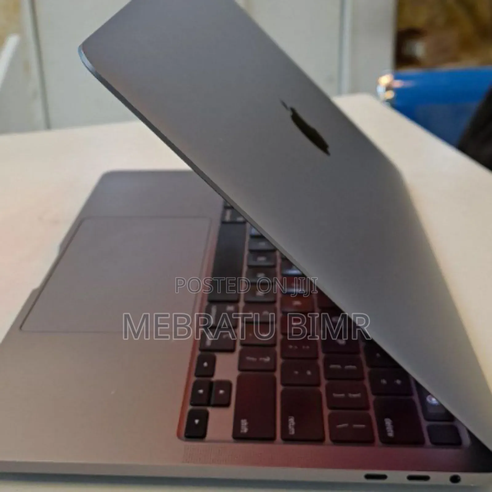 New Laptop Apple MacBook Pro 2020 16GB Intel Core I5 SSD 512GB