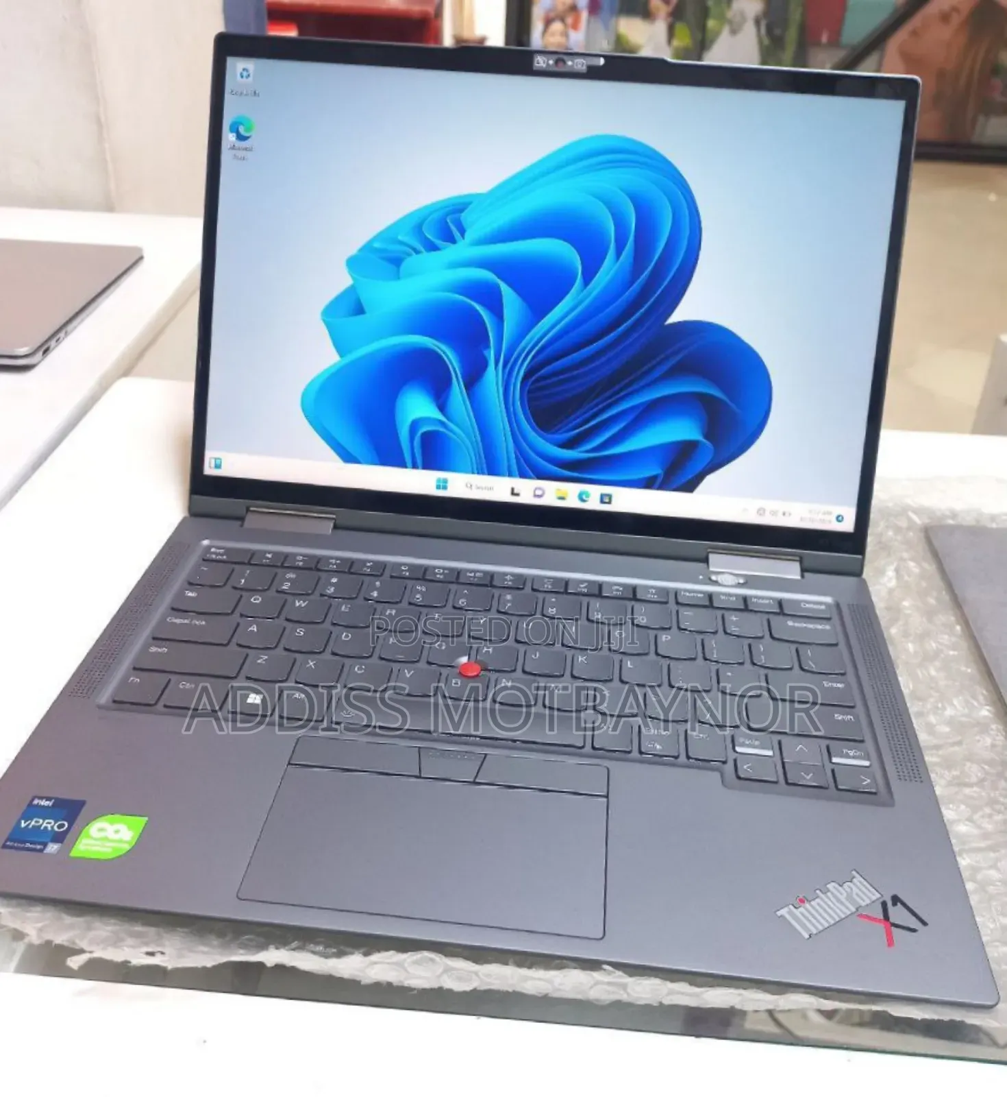 New Laptop Lenovo Thinkpad X1 Yoga 32GB Intel Core I7 SSD 512GB