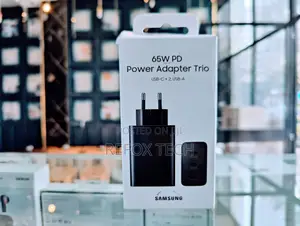 Photo - Samsung Original 65W Charger