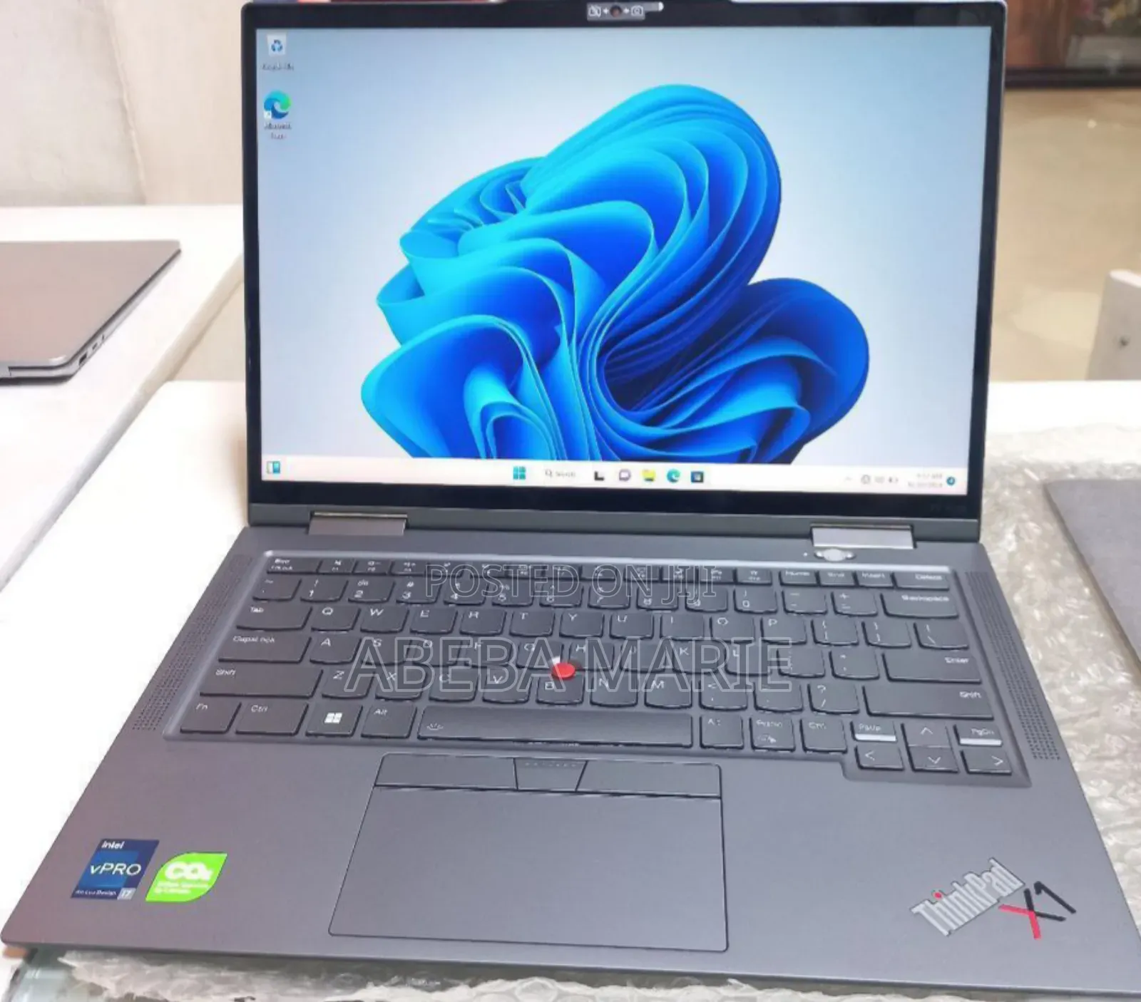 New Laptop Lenovo ThinkPad X1 Yoga Gen 8 32GB Intel Core I7 SSD 1T