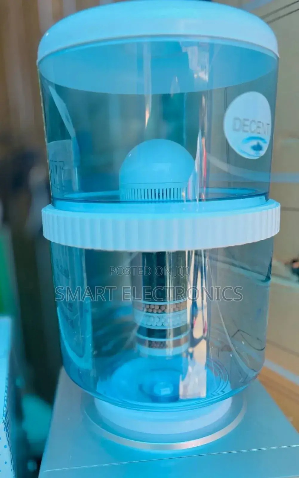 Decent Water Dispanser
