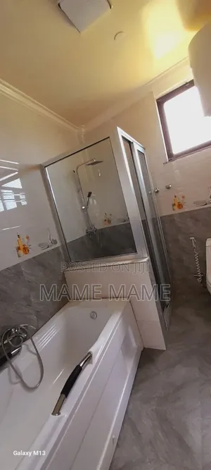 6bdrm House in Addis Abeba, Bole for rent