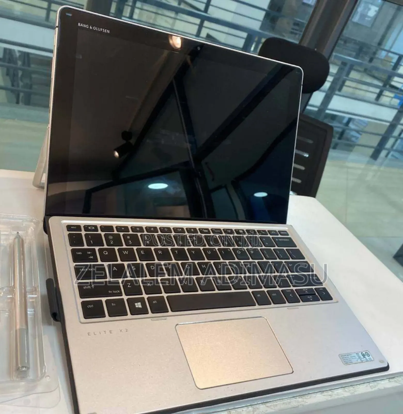 New Laptop HP Elite X2 G8 8GB Intel Core I5 SSD 256GB