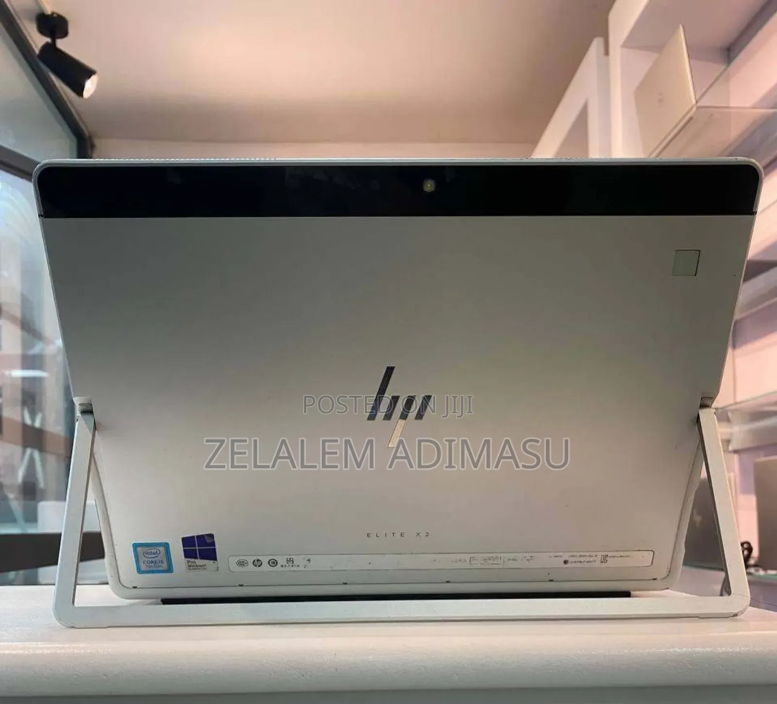 New Laptop HP Elite X2 G8 8GB Intel Core I5 SSD 256GB