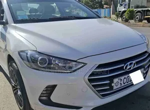 Hyundai Avante 2018 White