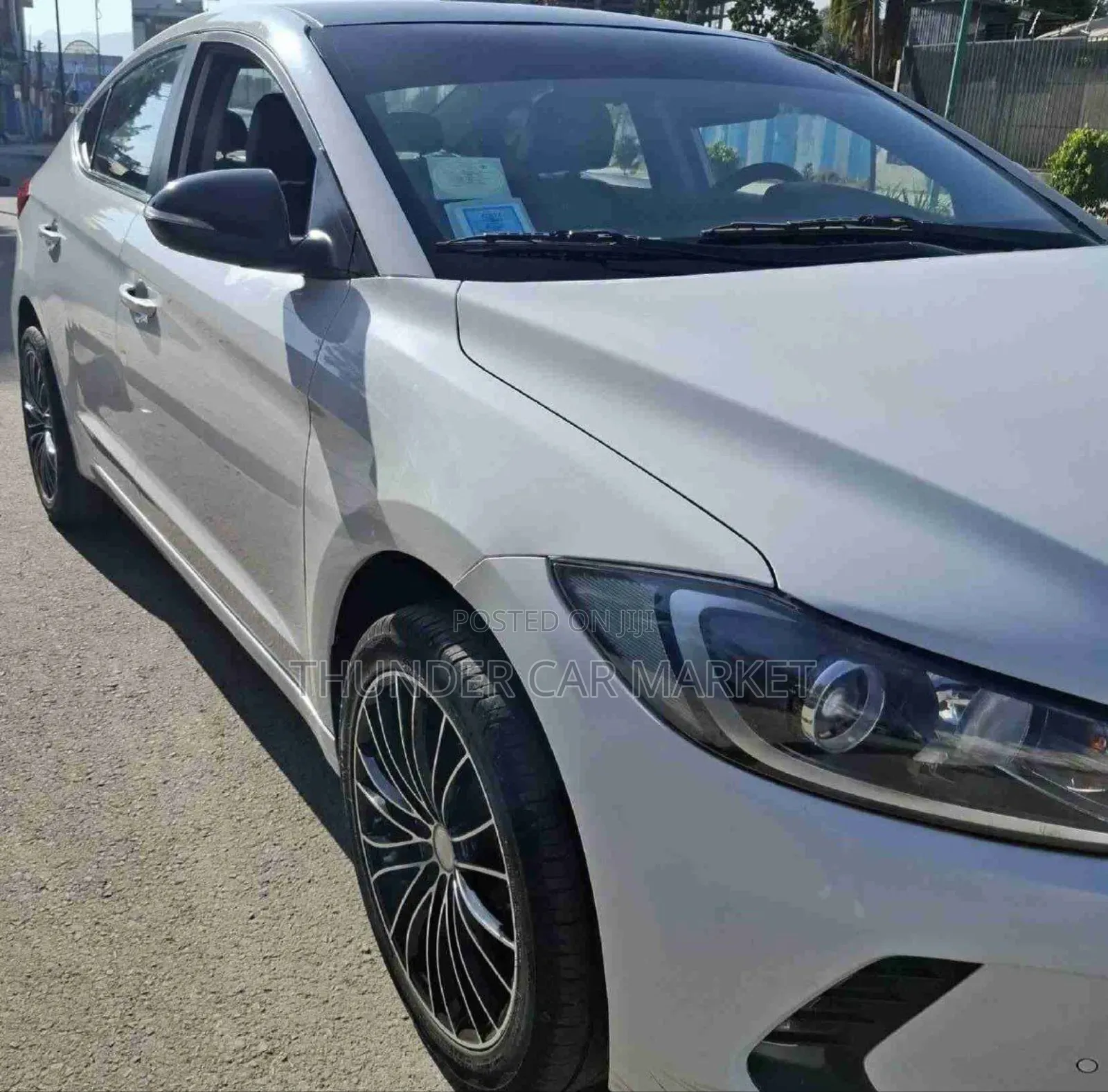 Hyundai Avante 2018 White