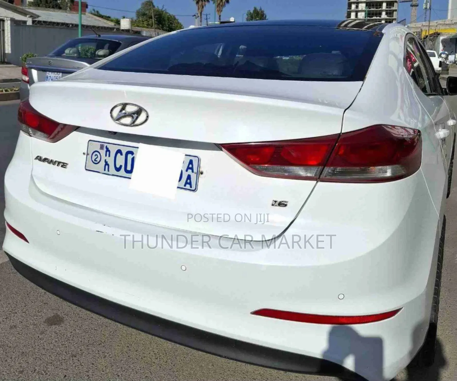 Hyundai Avante 2018 White