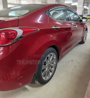Hyundai Elantra 2013 Red