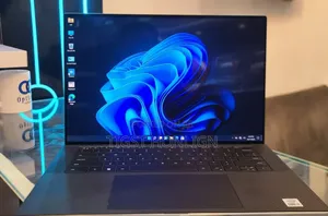 Photo - New Laptop Dell XPS 15 32GB Intel Core I7 SSD 512GB