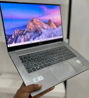 New Laptop HP 16GB Intel Core I7 SSD 1T