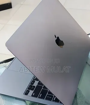 New Laptop Apple MacBook Air 2020 16GB Intel Core I7 SSD 512GB