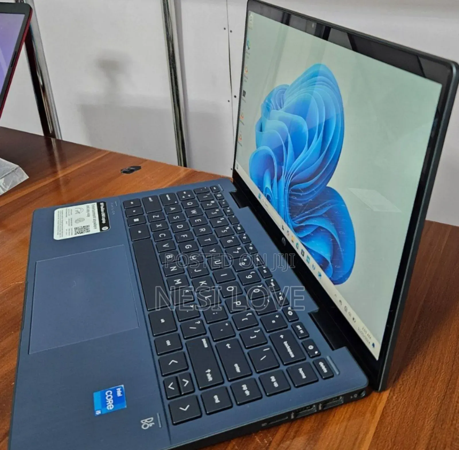 New Laptop HP Pavilion X360 8GB Intel Core I5 SSD 512GB