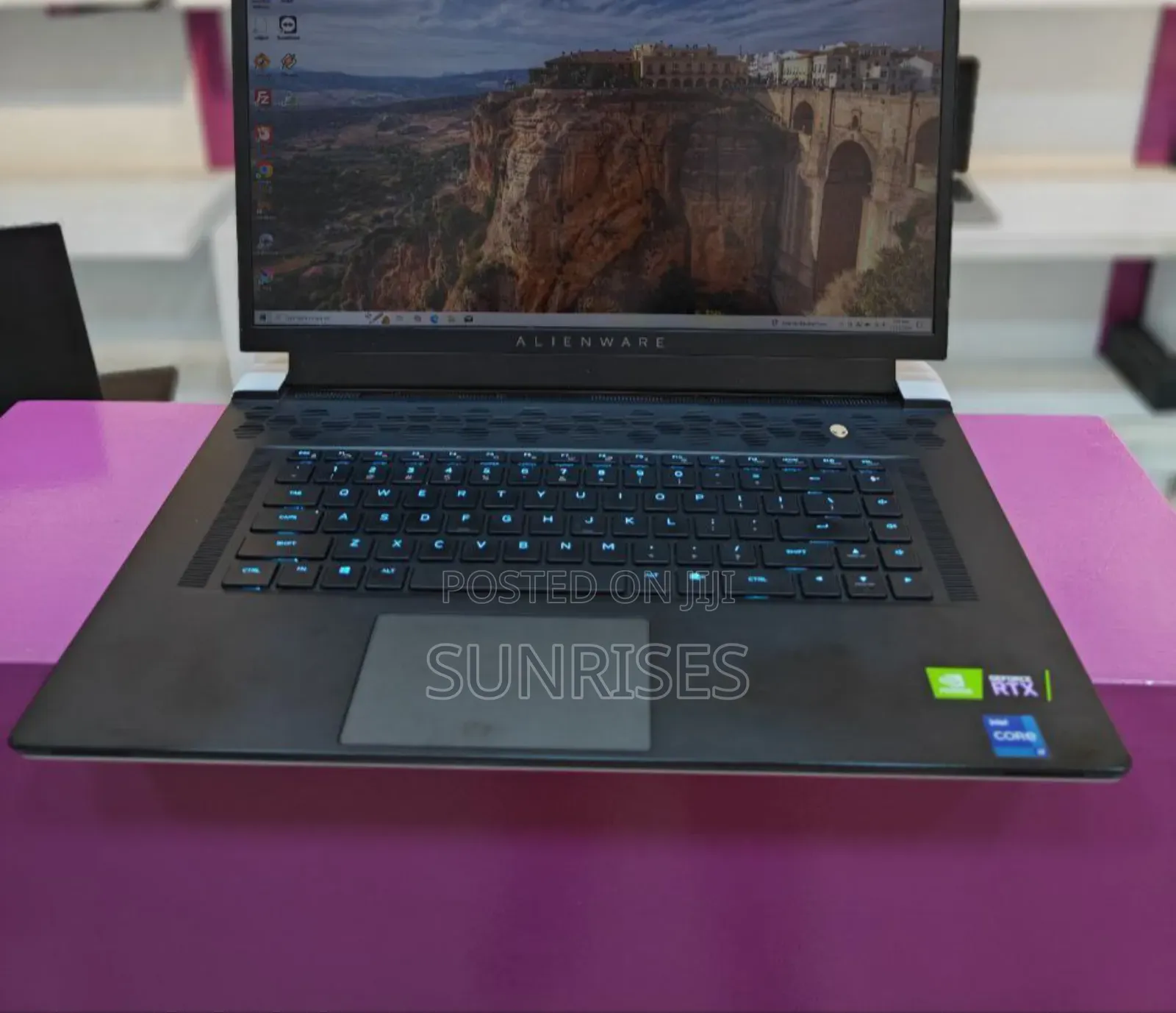 New Laptop Alienware M17x R2 16GB Intel Core I7 SSD 512GB