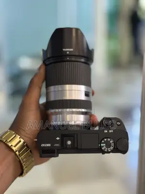 Sony A6300 Camera With 18-200mm Lens
