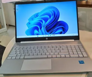 Photo - New Laptop HP 16GB Intel Core I3 SSD 256GB