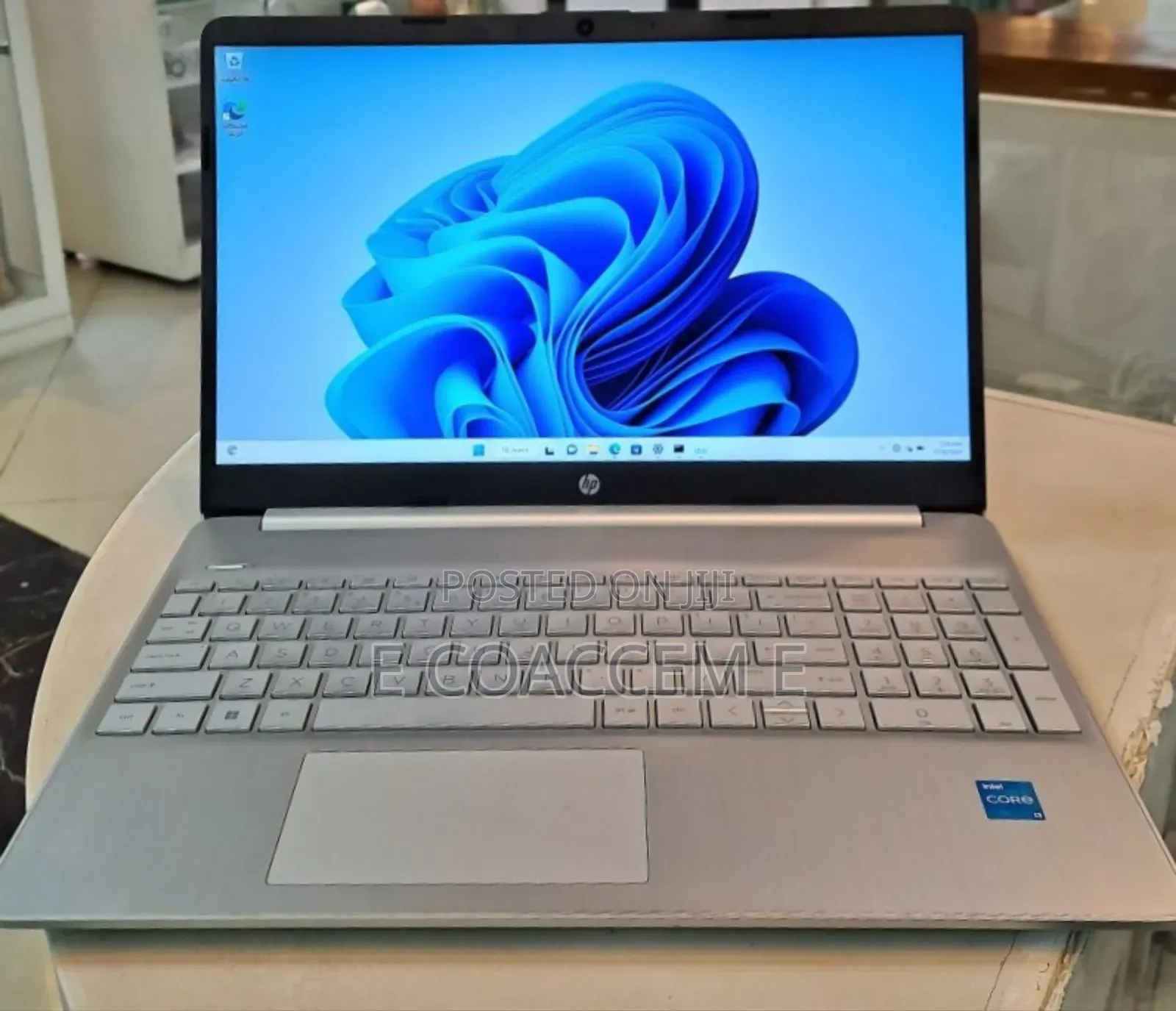 New Laptop HP 16GB Intel Core I3 SSD 256GB