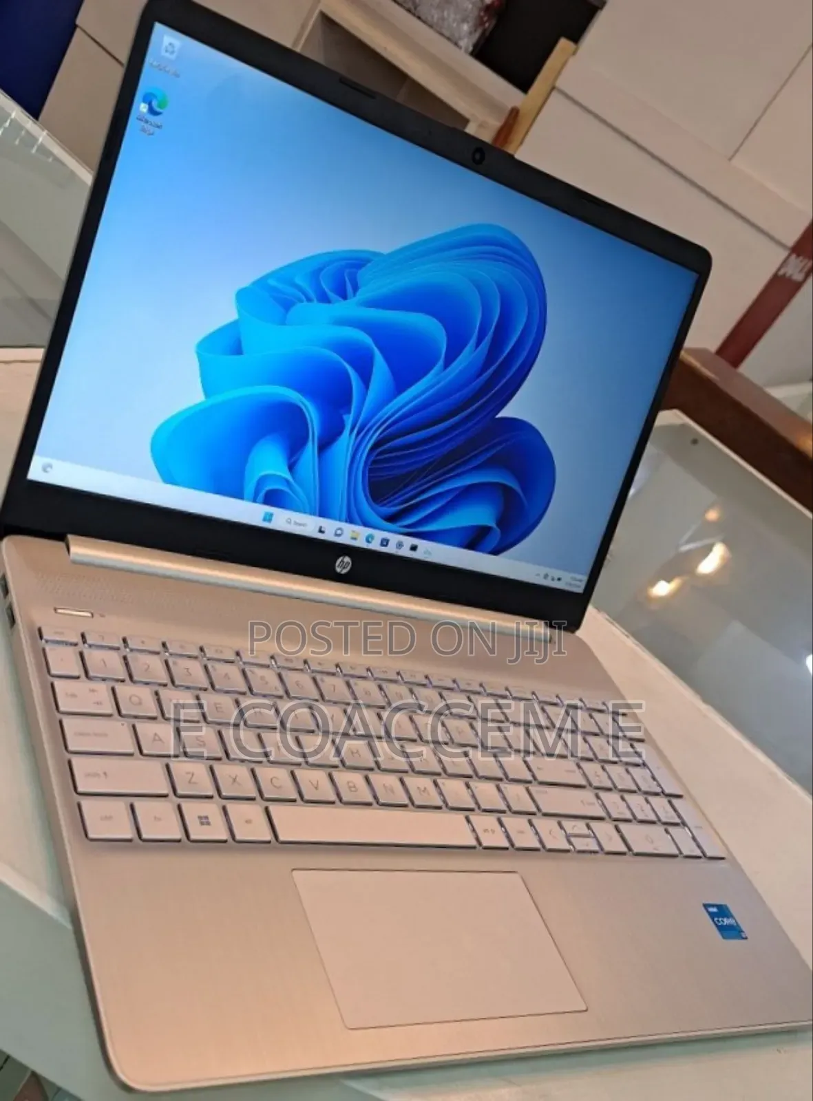 New Laptop HP 16GB Intel Core I3 SSD 256GB