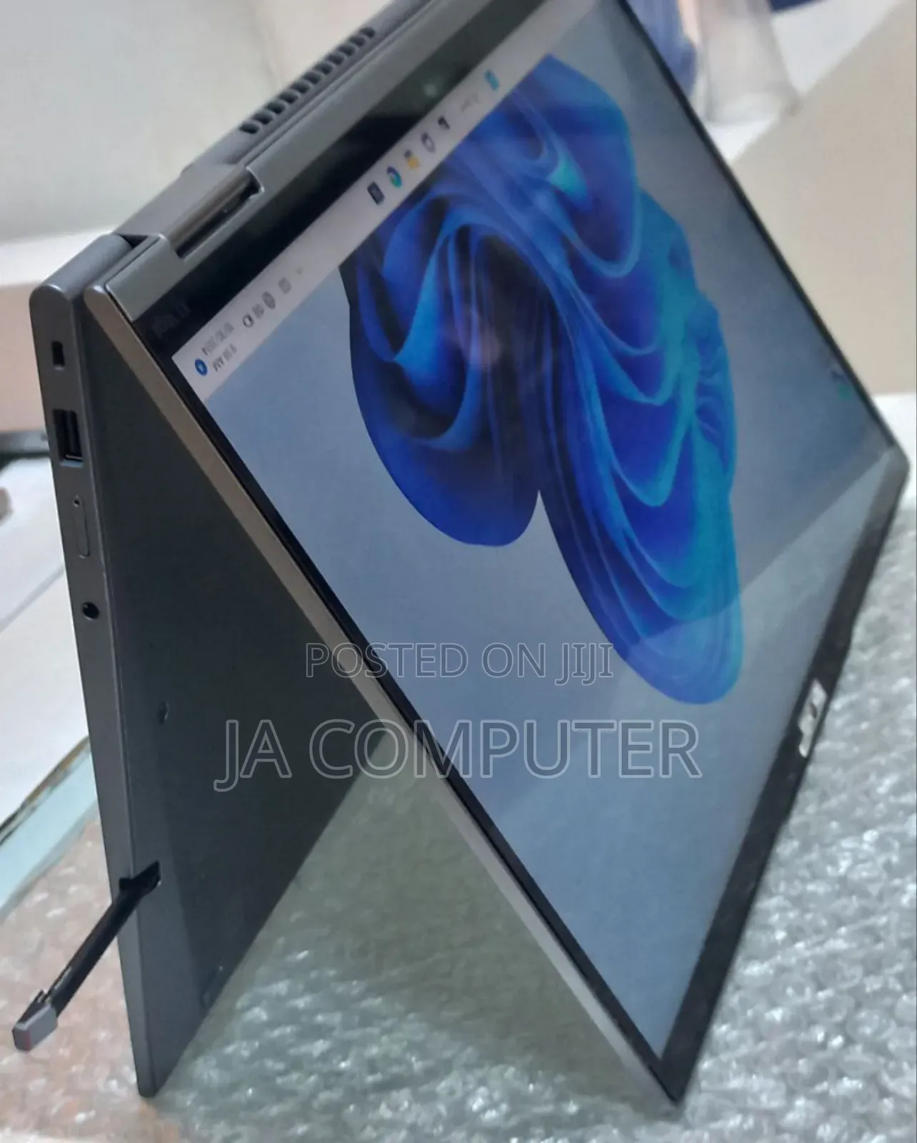 New Laptop Lenovo ThinkPad X1 Carbon Gen11 32GB Intel Core I7 SSD 1T