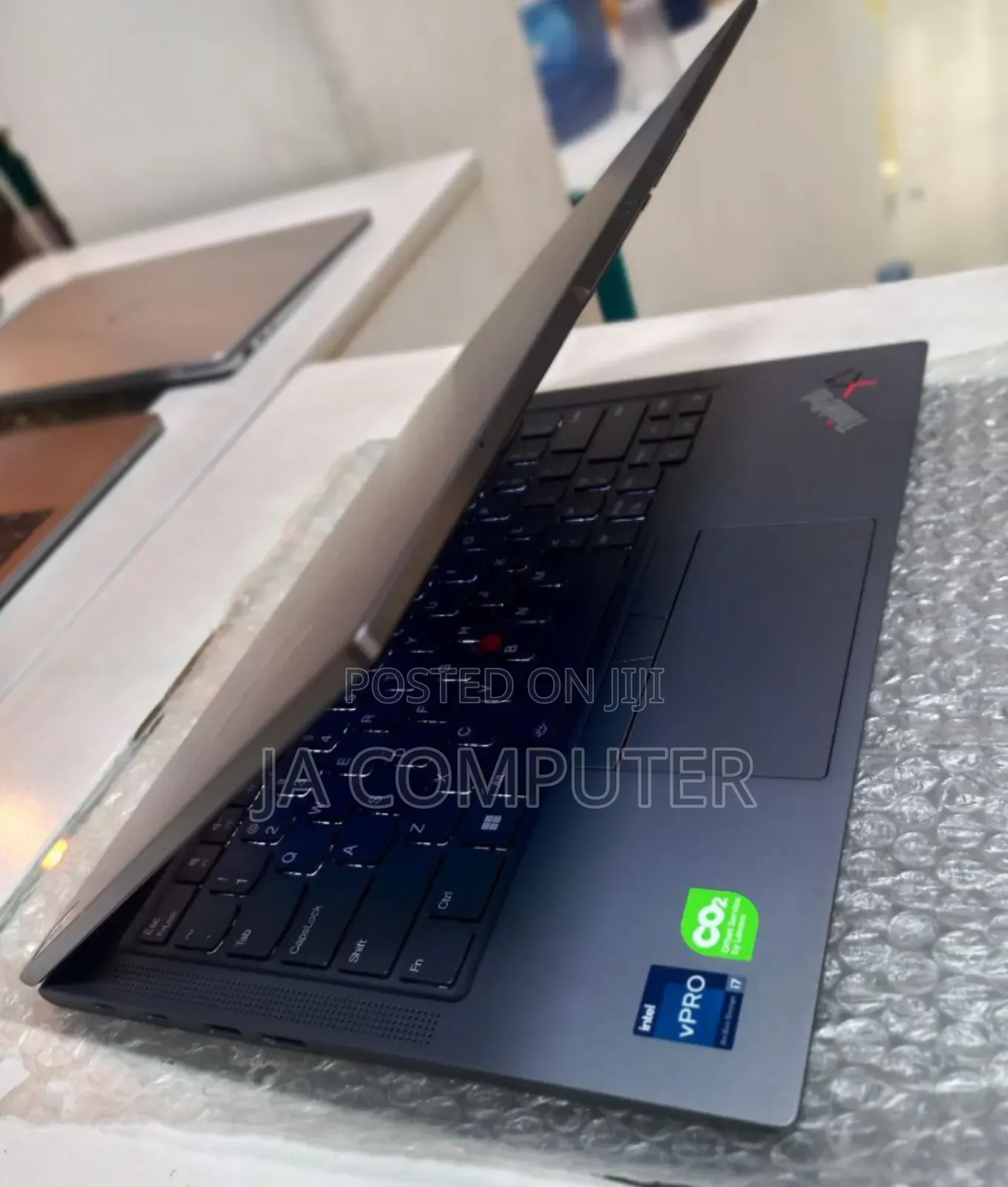 New Laptop Lenovo ThinkPad X1 Carbon Gen11 32GB Intel Core I7 SSD 1T