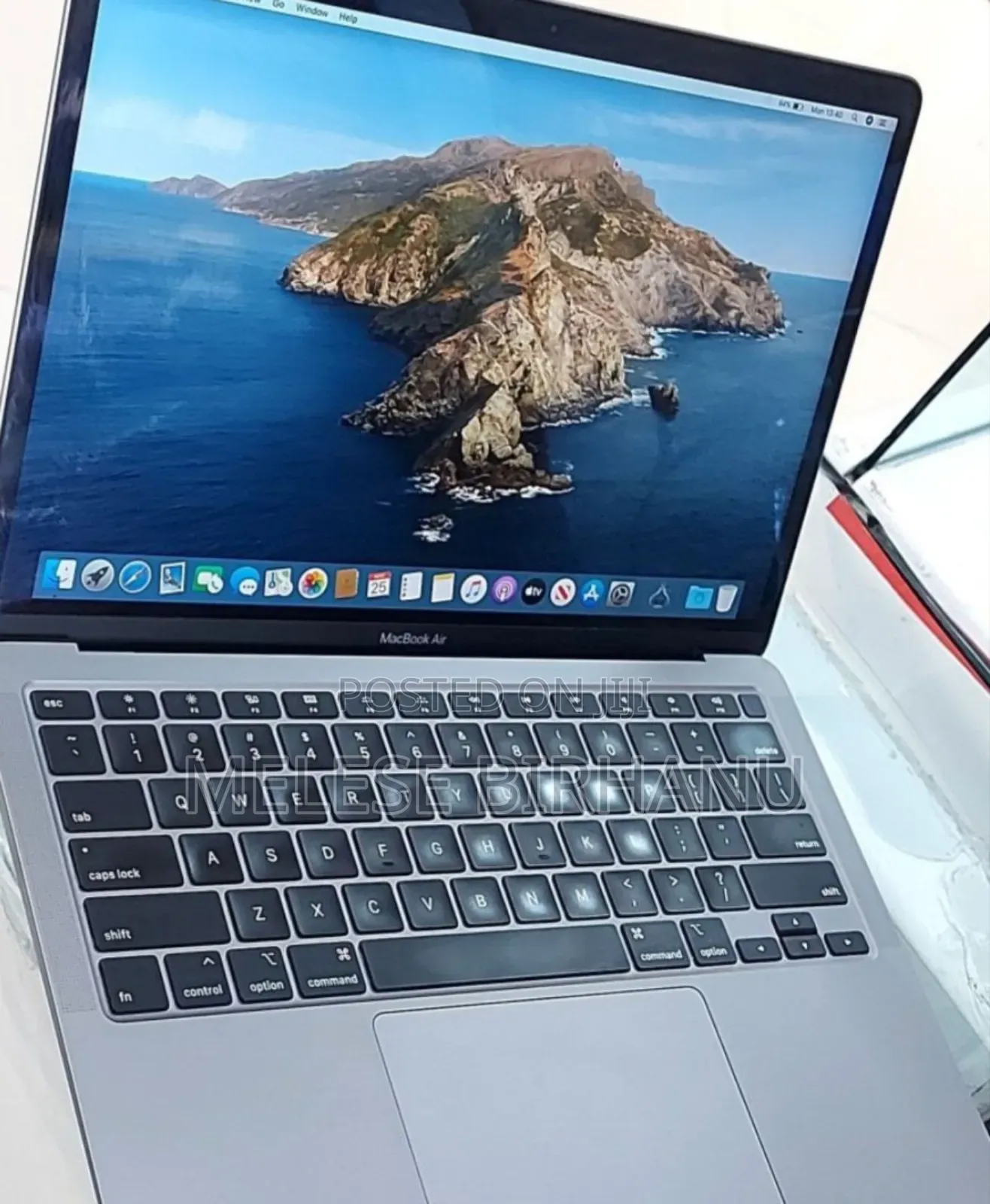 New Laptop Apple MacBook Air 2020 8GB Intel Core I7 SSD 512GB