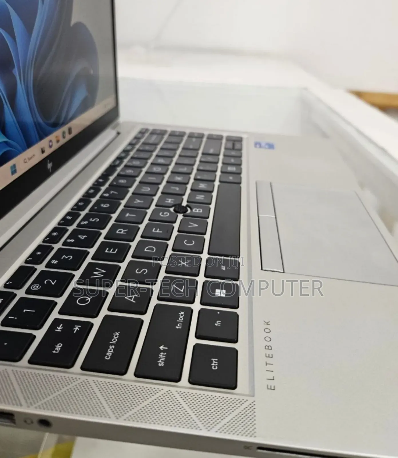 New Laptop HP EliteBook 840 G8 16GB Intel Core I7 SSD 512GB
