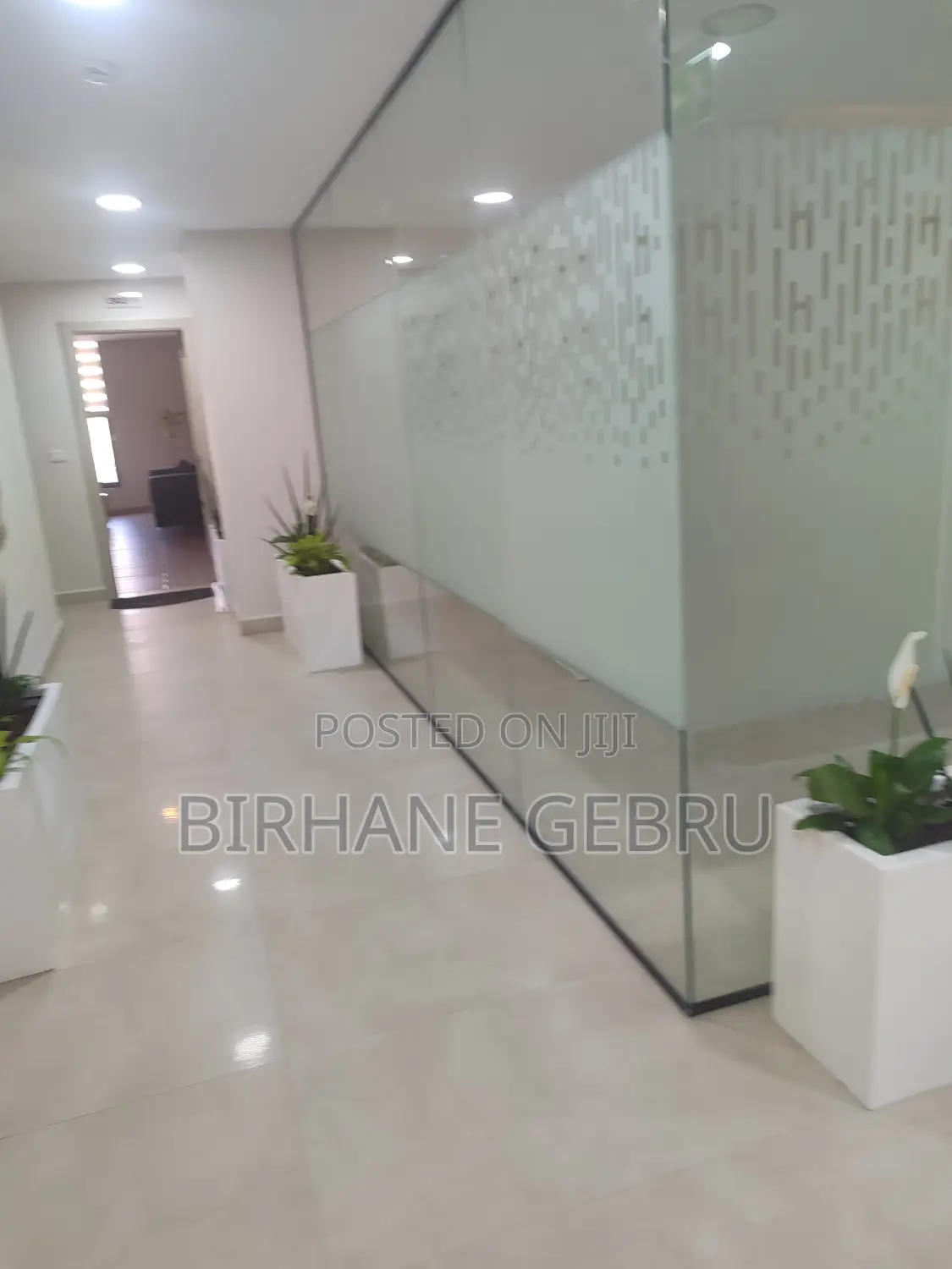 1bdrm Block of Flats in Luxury Apartiment, Bole for rent