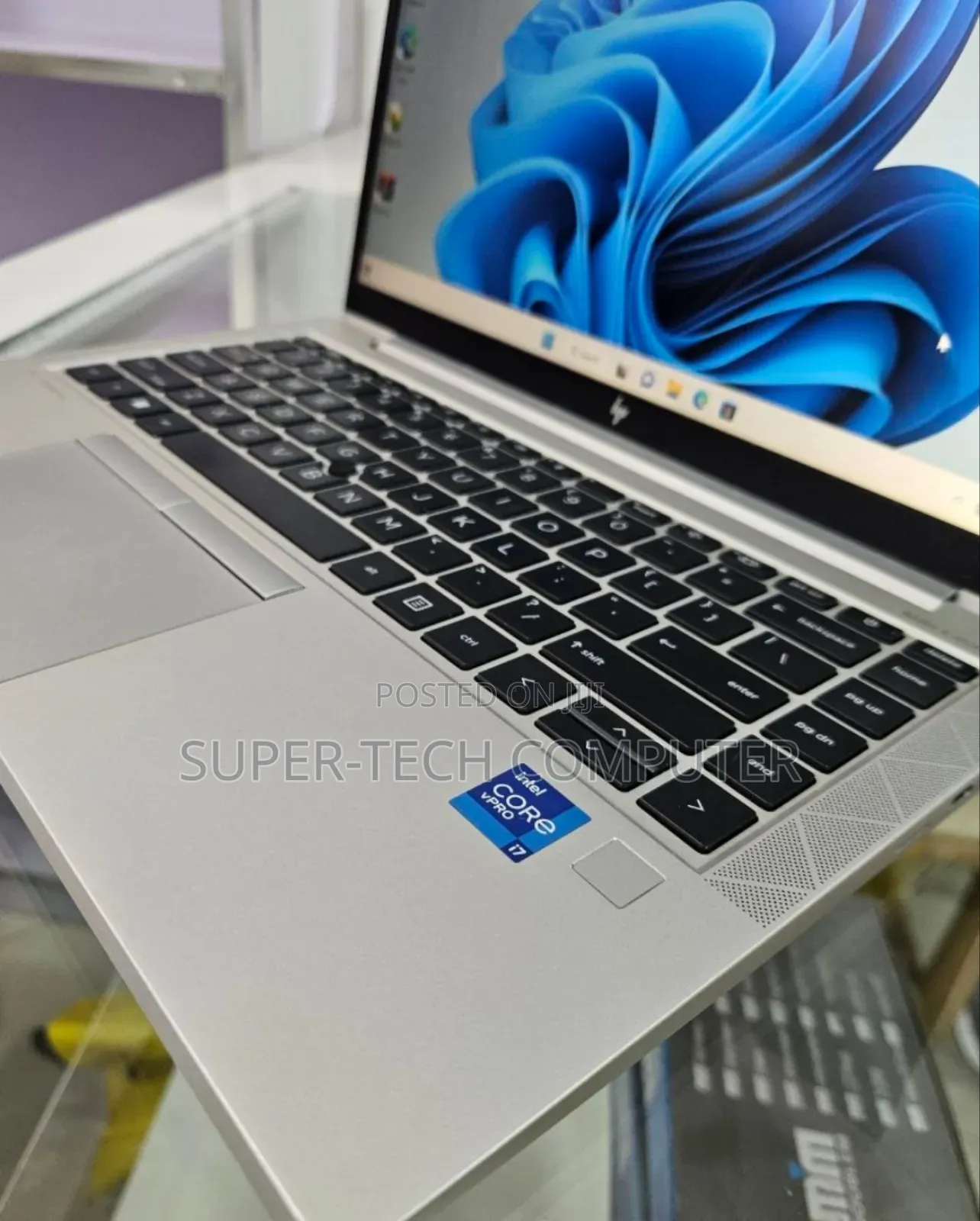 New Laptop HP EliteBook 840 G8 16GB Intel Core I7 SSD 512GB