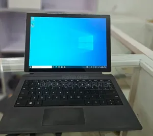 New Laptop Microsoft Surface Pro 5 8GB Intel Core I5 SSD 256GB