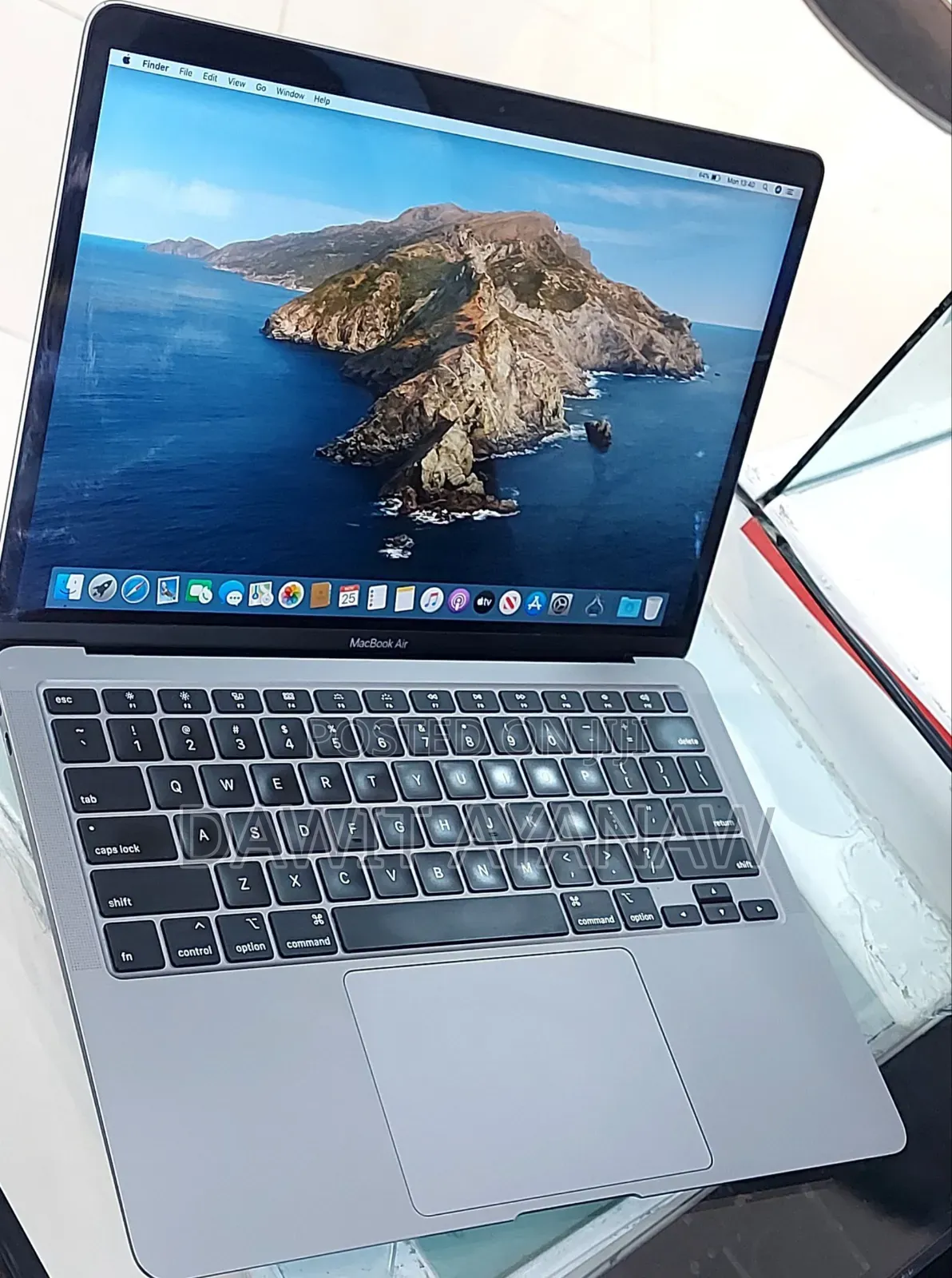 New Laptop Apple MacBook Air 2020 16GB Intel Core I7 SSD 512GB