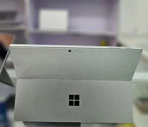 New Laptop Microsoft Surface Pro 5 8GB Intel Core I5 SSD 256GB