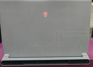 New Laptop Alienware M17x R2 16GB Intel Core I7 SSD 512GB